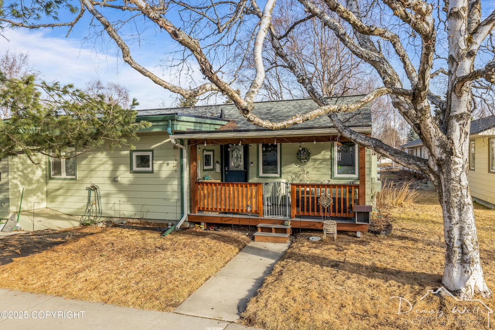 Exterior Front-20250401-9876