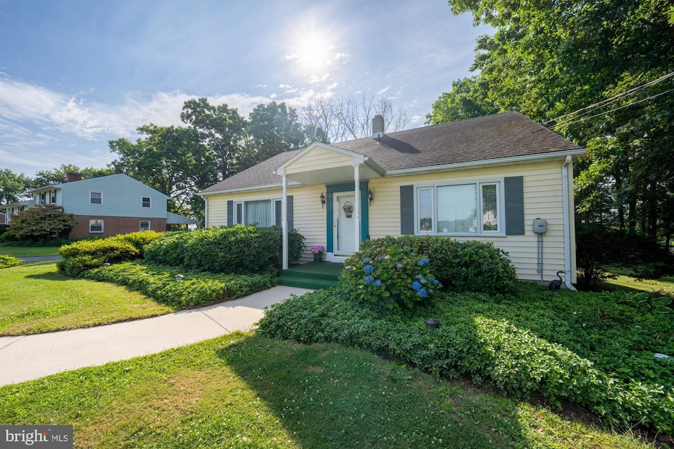 400 Sweinhart Rd, Boyertown, PA 19512 - photo 1