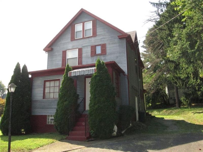 Nice large three story home, offering 5 individual