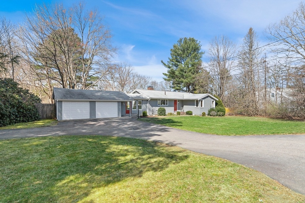 273 South St, Medfield, MA 02052 - photo 1