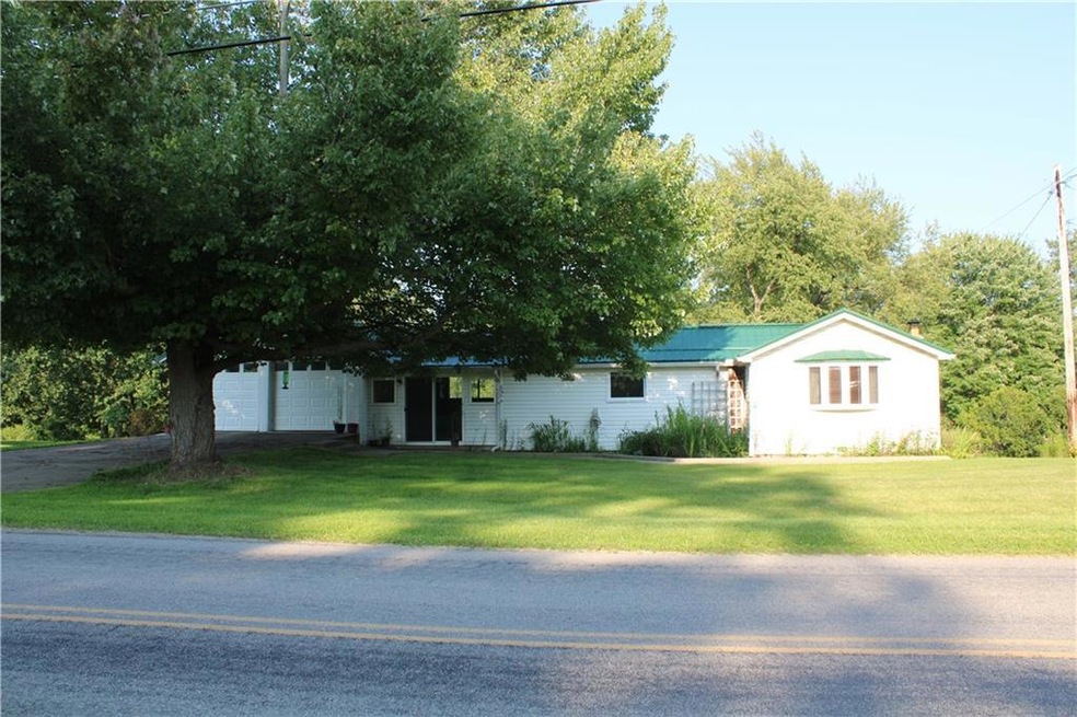 6954 Main St, Hartstown, PA 16131 MLS 170713