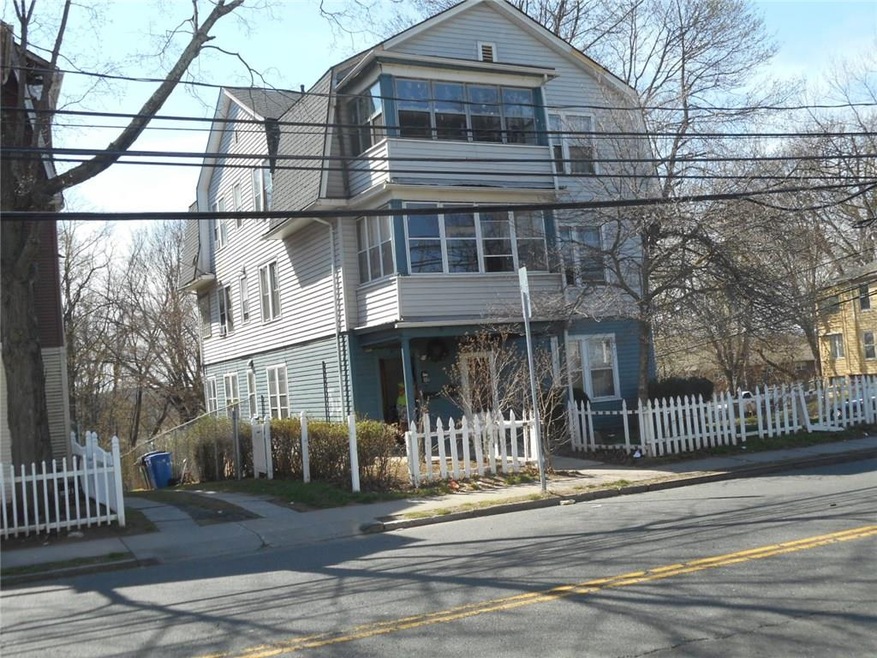 373 Hillside Ave unit 375, Hartford, CT 06106 - photo 1