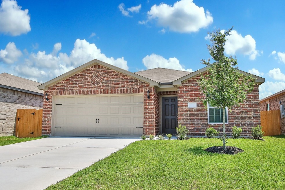 10638 Lost Maples Dr, Cleveland, TX 77328 - photo 1