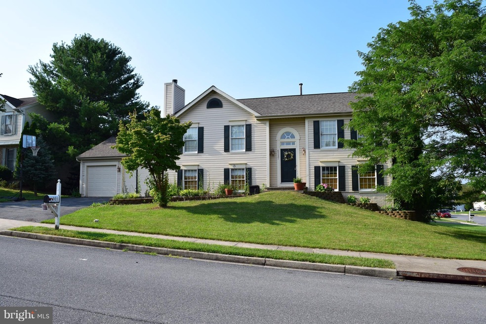 6247 Rainier Dr, Frederick, MD 21703 - photo 1