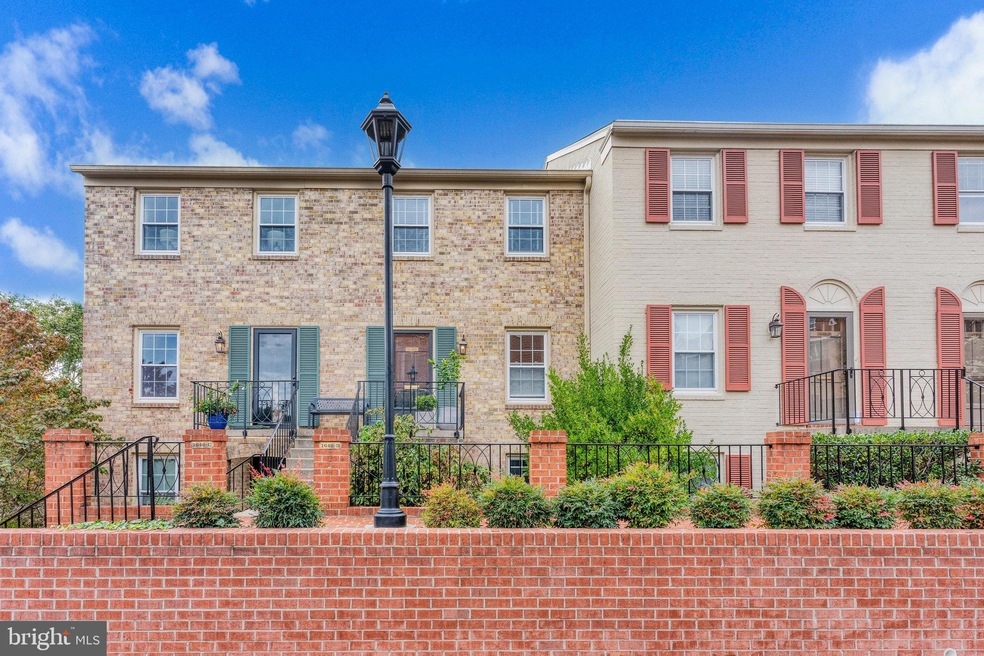 1646 Beekman Place NW unit D, Washington, DC 20009 - photo 1