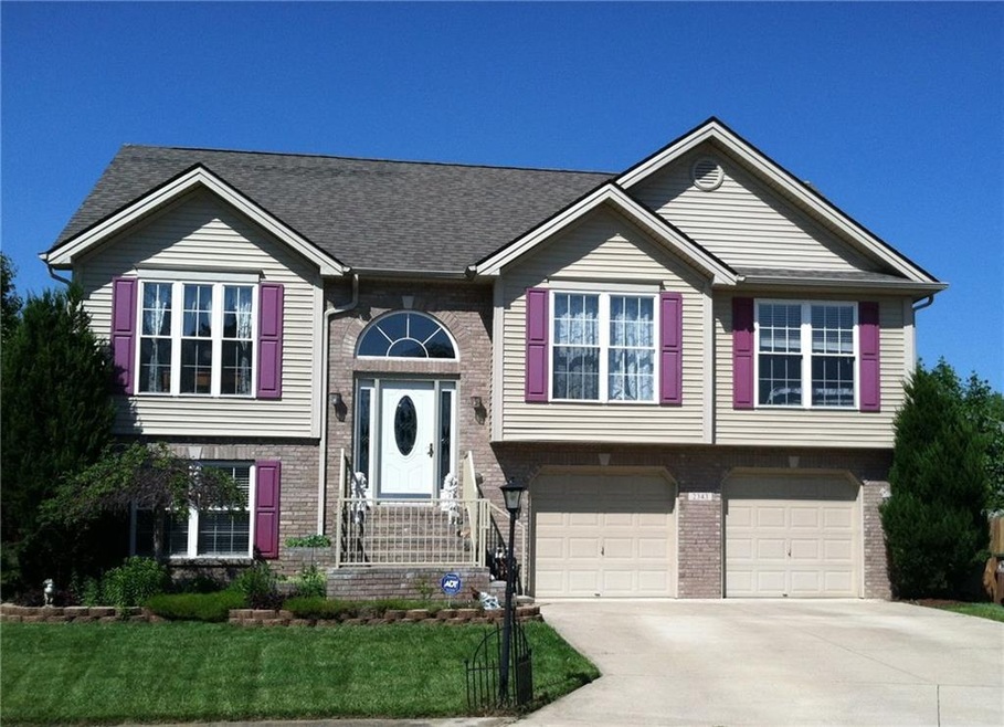 2343 Mcclennan Ct N, Columbus, IN 47203 - photo 1