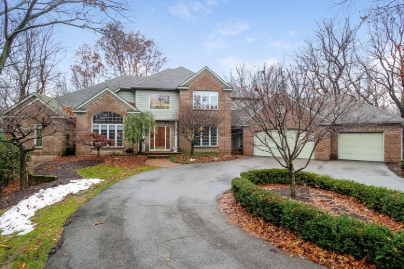 001-Front_View-1346328-mls