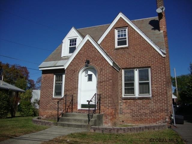 191 Whitehall Rd, Albany, NY 12209 - photo 1