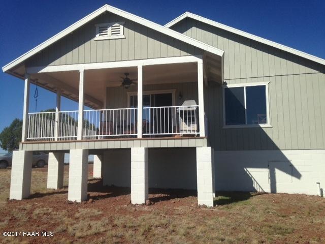 2421 N Malvern Dr, Ash Fork, AZ 86320 - photo 1