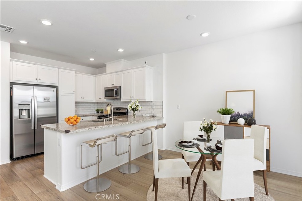 Photo have been Digitally Staged