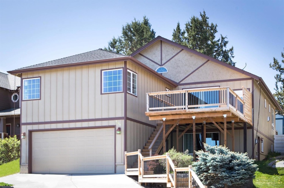 3626 SW Reindeer Ave, Redmond, OR 97756 - photo 1