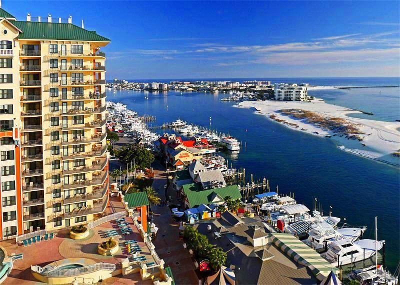 Emerald Grande at HarborWalk Village