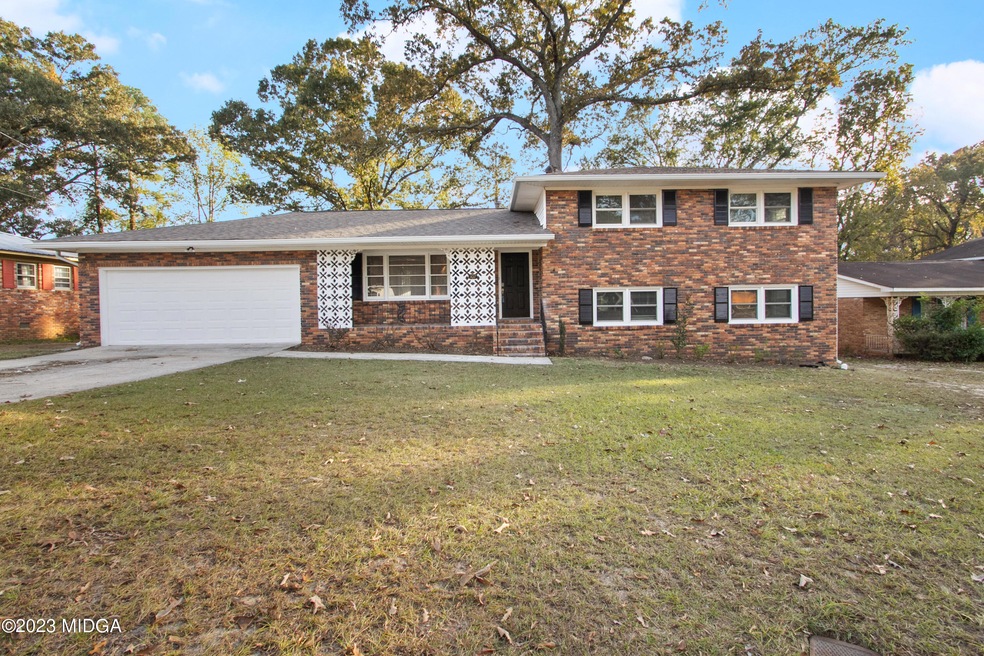 107 Edgewood