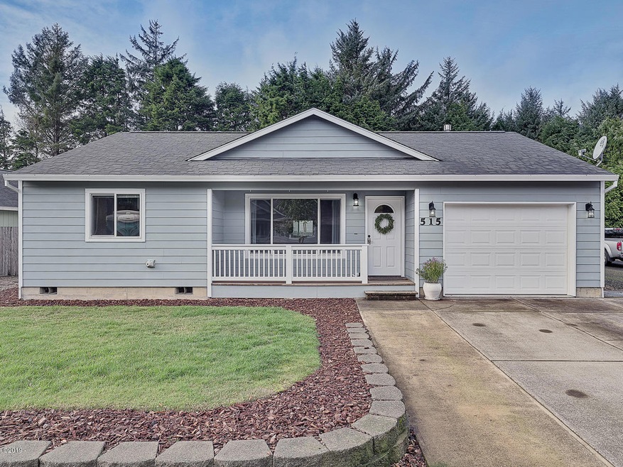515 SE Neptune Ave, Lincoln City, OR 97367 - photo 1