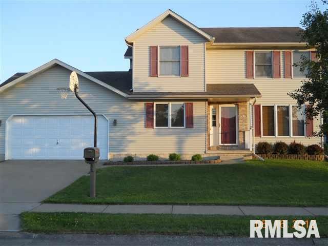 2319 W 60th Place, Davenport, IA 52806 - photo 1