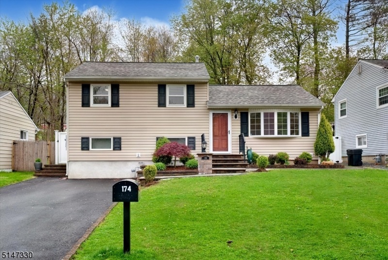 174 Rockaway Ave, Rockaway, NJ 07866 - photo 1