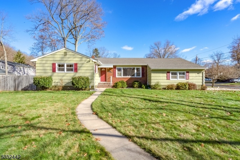 2 Kipling Ln, Scotch Plains, NJ 07076 - photo 1