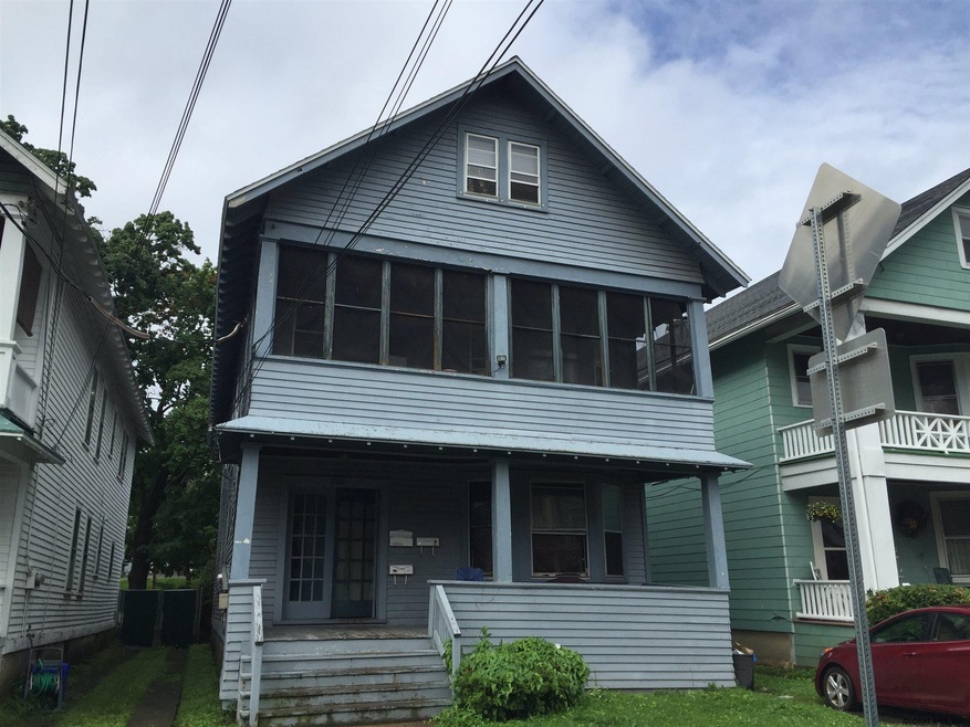 706 Myrtle Ave, Albany, NY 12208 - photo 1