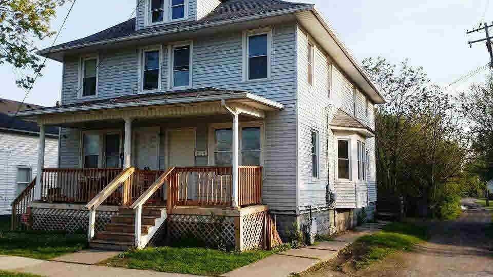 1116 E. 4th front