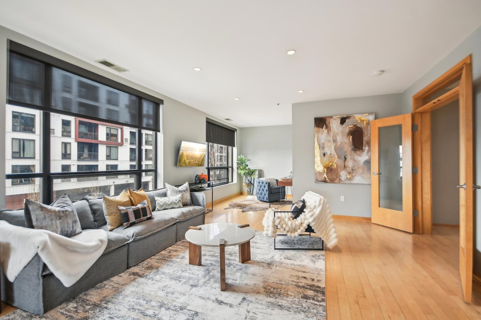 Pending $424,900 • Co-Listing Agent