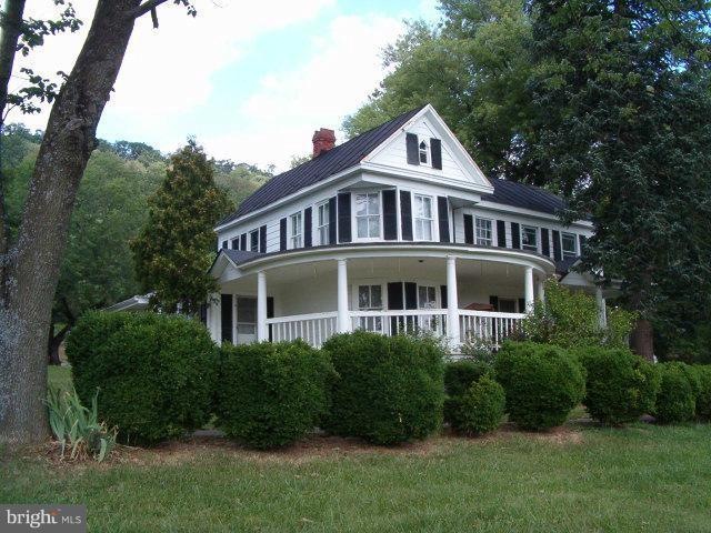 92 English Muffin Way, Berkeley Springs, WV 25411 - photo 1