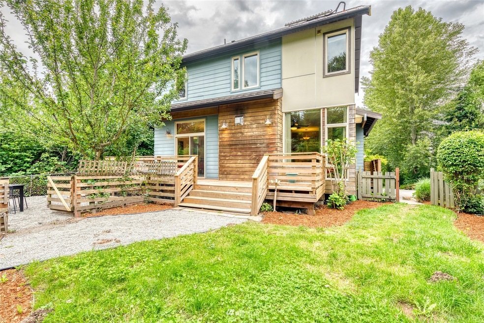 Sold $649,950 • Co-Listing Agent