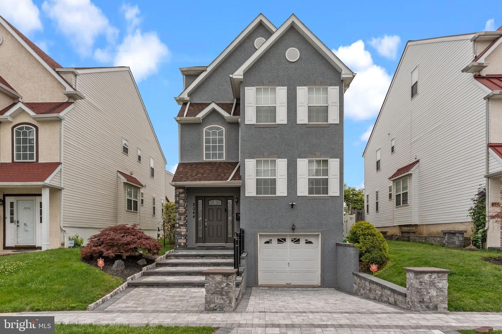 Under Contract $589,900