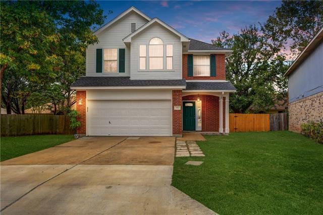 Located on a quiet cul-de-sac in Pflugerville, this 3-bedroom, 2.5-bathroom home offers everything you need—and more!
