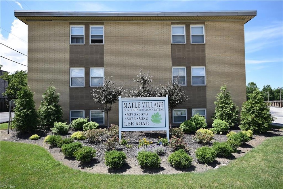 5374 Lee Rd unit 302, Maple Heights, OH 44137 - photo 1