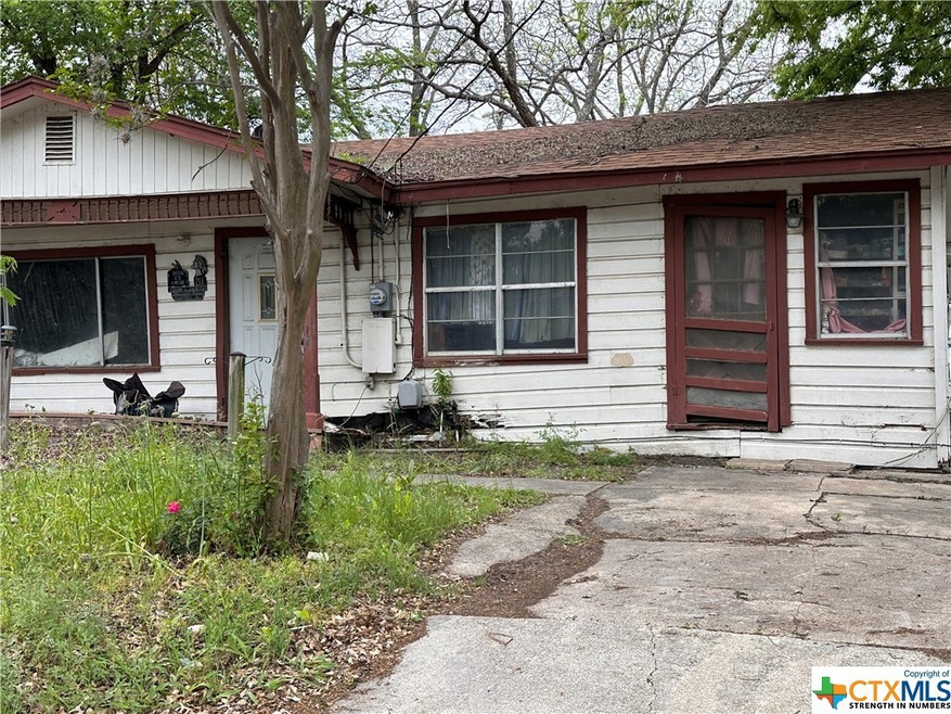 211 Tampico St, San Marcos, TX 78666 - photo 1