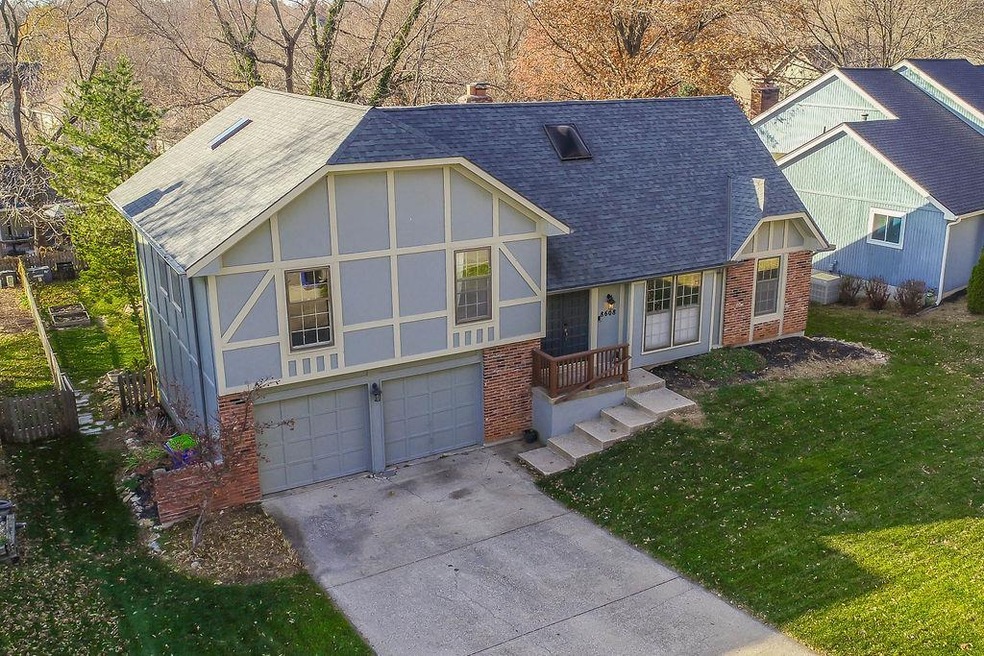 8608 Dice Ln, Lenexa, KS 66215 - photo 1