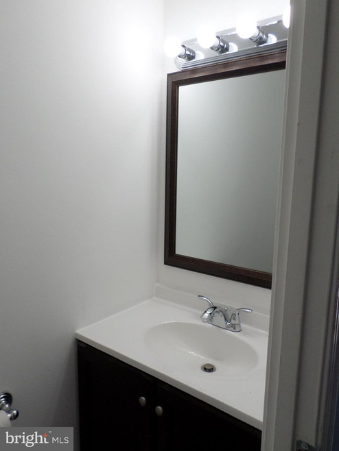 7649 Wolford Way, Lorton, VA 22079 - photo 1