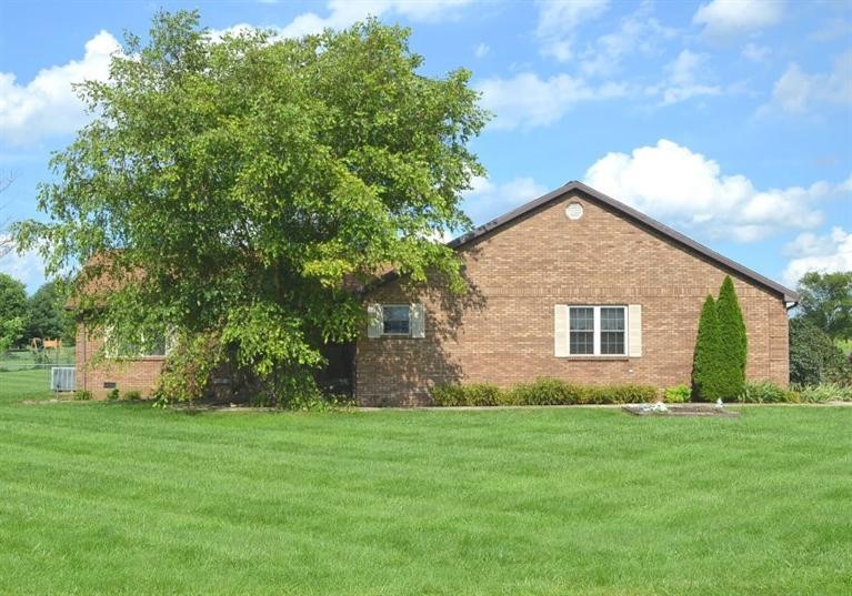 127 Man o War Dr, Harrodsburg, KY 40330 - photo 1