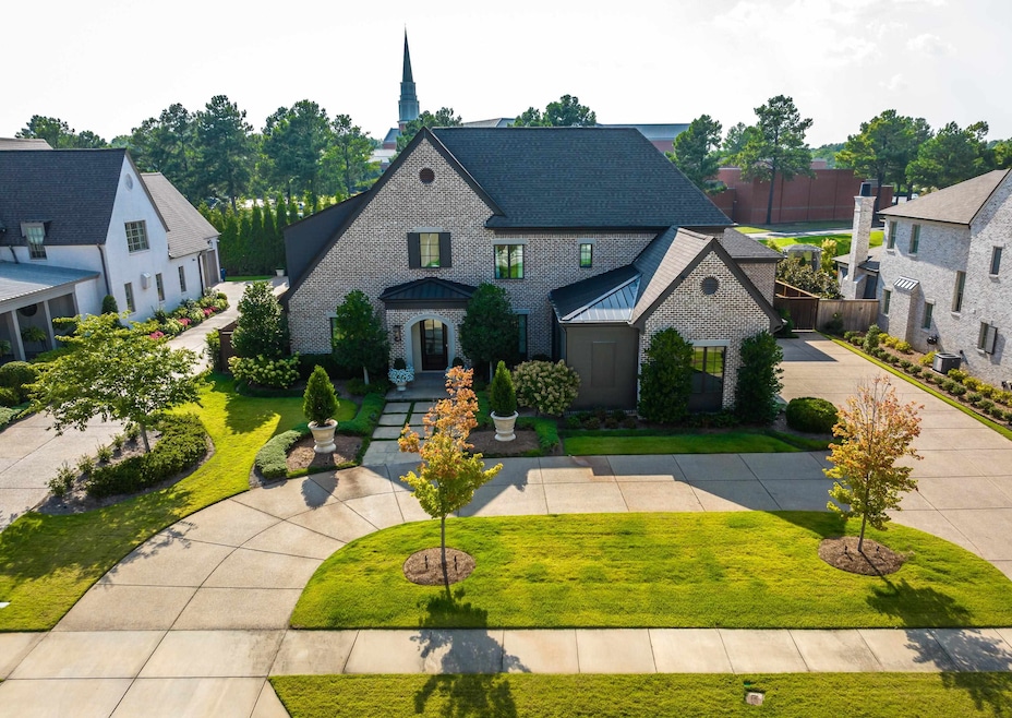 Sold $1,725,000 • Co-Listing Agent