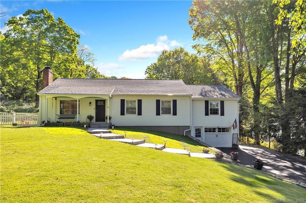 132 Teller Rd, Trumbull, CT 06611 - photo 1