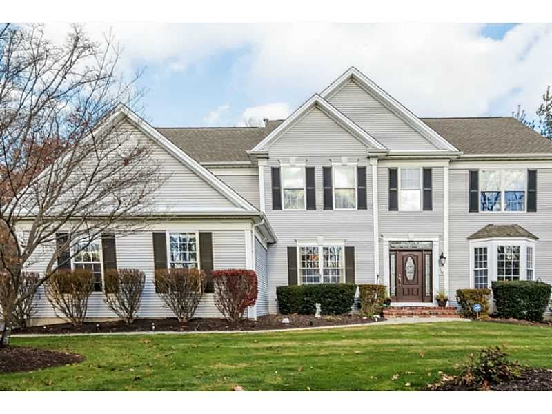 172 Castle Rocks Rd, Warwick, RI 02886 - photo 1