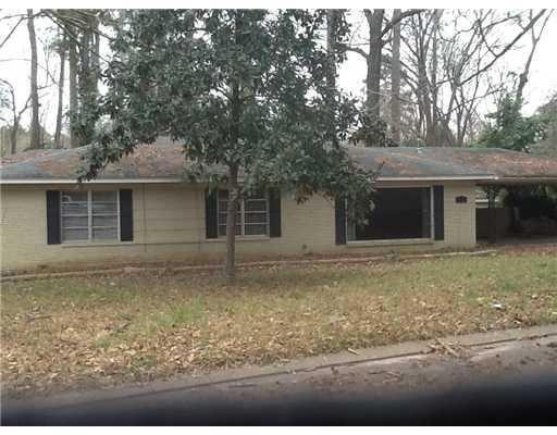 201 Hembling Dr, Pineville, LA 71360 - photo 1