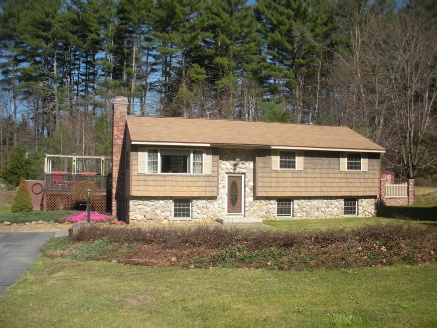 36 Waterville Dr, MerriMacK, NH 03054 - photo 1