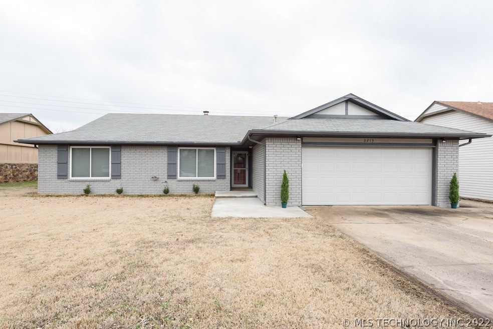 3213 E Oakridge St, Broken Arrow, OK 74014 - photo 1