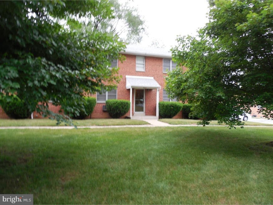 505 E Highland Ave unit 8, Wilmington, DE 19804 - photo 1