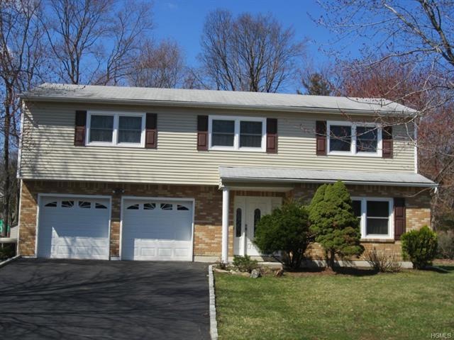 4 Carol Ln, Tappan, NY 10983 - photo 1