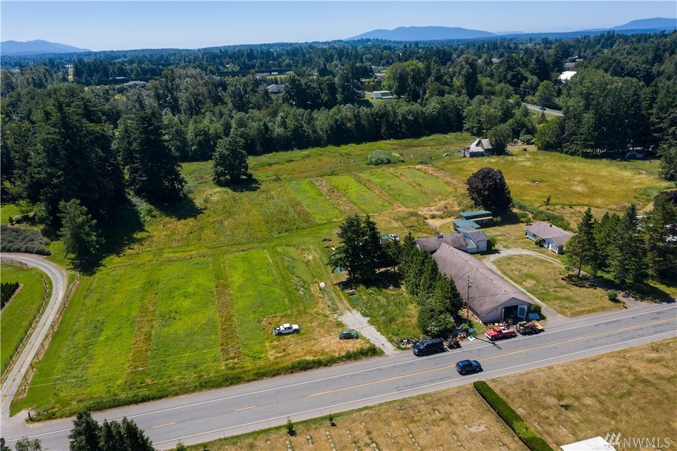 1063 W Axton Rd, Bellingham, WA 98226 - photo 1