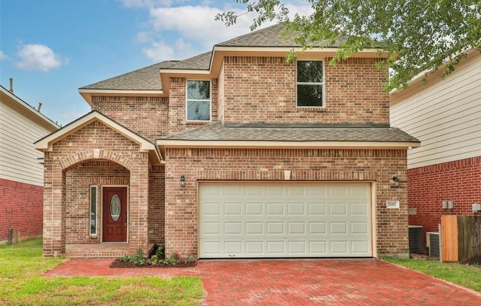 7687 Ameswood Rd, Houston, TX 77095 - photo 1