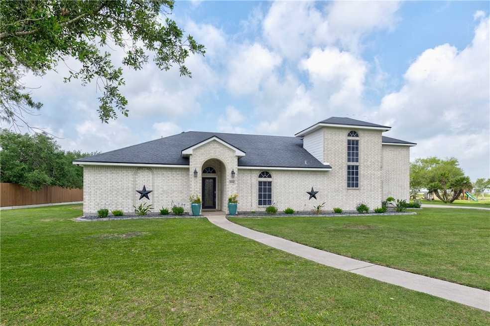 For Sale $689,000 • Co-Listing Agent