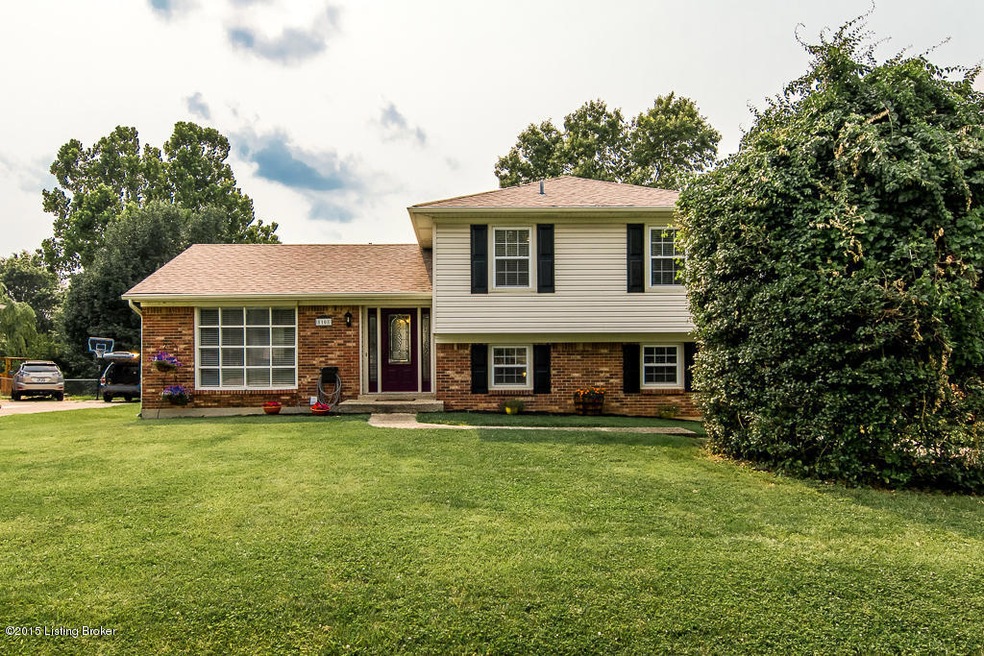 8108 Cortland Dr, Louisville, KY 40228 - photo 1