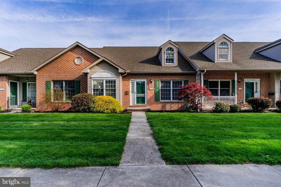 1347 Georgetown Cir, Carlisle, PA 17013 - photo 1