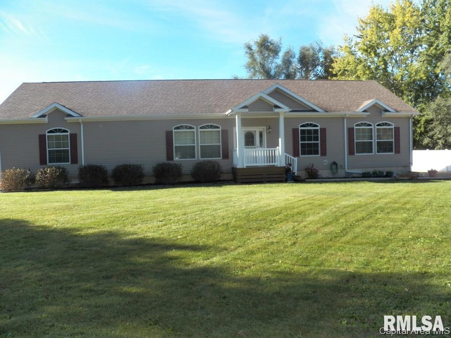 4324 Evergreen Dr, Galesburg, IL 61401 - photo 1