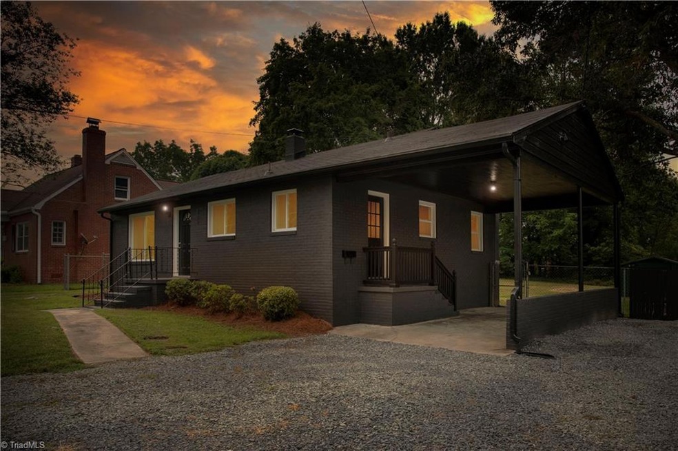 829 Lewis St, Asheboro, NC 27203 - photo 1