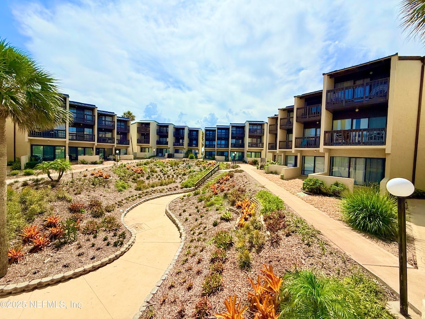 Exterior_A1A #C-220_ View of complex