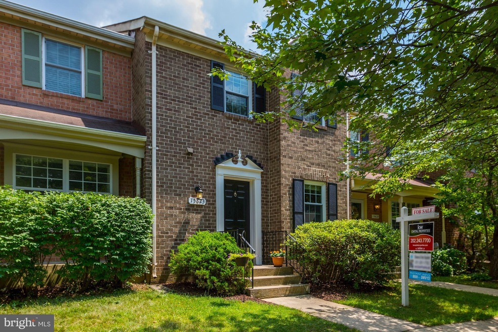 15623 Ambiance Dr, North Potomac, MD 20878 - photo 1